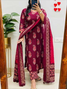 GLAMALUE Women Kurta Pant Dupatta Set