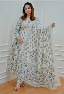 Bairaj Women Kurta Pant Dupatta Set