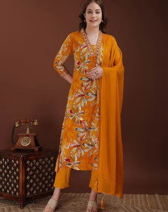 JHANJHRIYA FAB Women Kurta Pant Dupatta Set