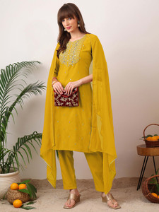 Shree Ramkrishna Fab Women Kurta Pant Dupatta Set