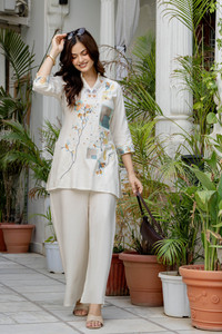 NAMA Women Kurti Palazzo Set