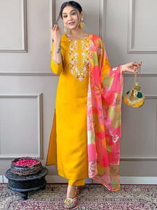 Zinariya Fab Women Kurti Pant Dupatta Set