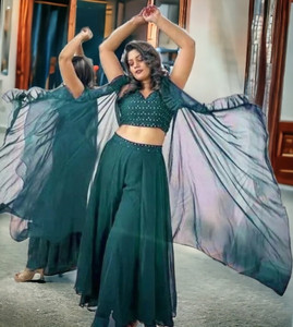 Aarya Ethnic Center Women Crop Top Palazzo Set