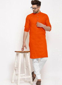 VINAARI Men Kurta Pyjama Set