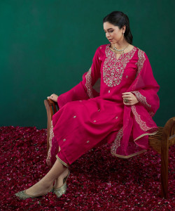 Indo Era Women Kurta Pant Dupatta Set