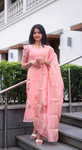 bosaru Women Kurti Dupatta Set