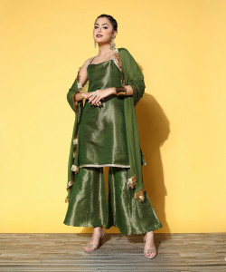 Varanga Women Kurta Sharara Set