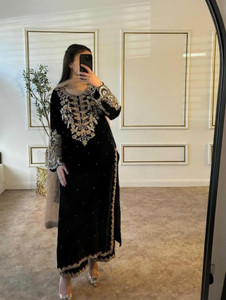 PILUDI HOUSE Women Kurti Palazzo Dupatta Set