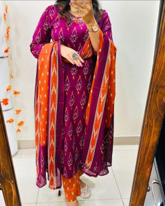 Ethenictime Women Kurta Pant Attached Dupatta Set - Image 4
