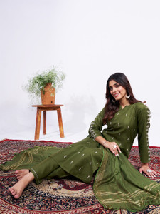 ARADHNA Women Kurta Pant Dupatta Set