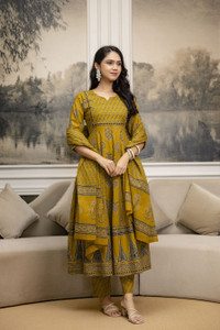 berrylicious Women Kurta Pant Dupatta Set