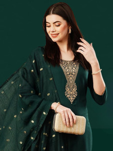 aurbhi Women Kurti Pant Dupatta Set - Image 4