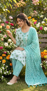 World Flora Women Kurta Pant Dupatta Set