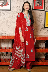 Gosriki Women Kurta Pant Dupatta Set