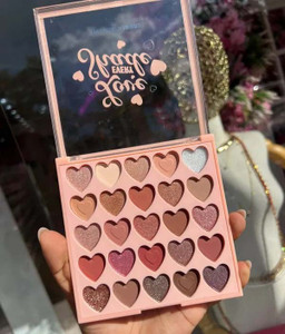 Latixmat New Eyeshadow Palette Metalic Shimmery Finish Eyeshadow Palette 28 g