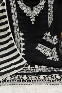 MEHZEEL FAB Georgette Embroidered, Floral Print, Printed Kurta & Churidar Material