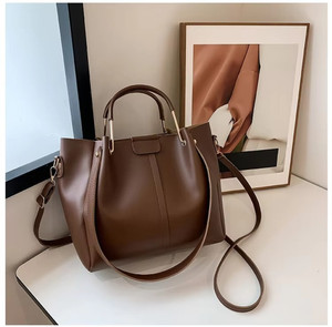 एस्थेटिक महिलाओं के लिए काला शोल्डर बैग