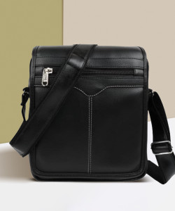 Parsley Men Black Messenger Bag