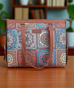 Parisal Women Multicolor Handbag