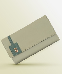 Baggit Women Green Sling Bag