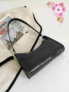 Lisbtix Women Black Shoulder Bag