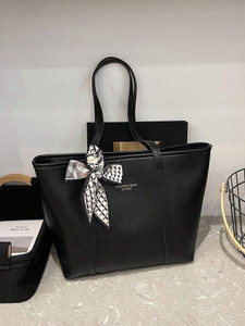SIMPLEGALS Black Sling Bag Women Stylish Tote Bag