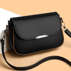 GrabOn Women Black Messenger Bag