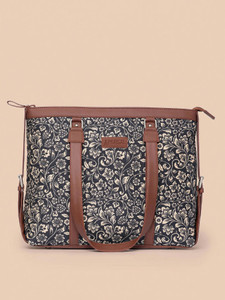 Parisal Women Multicolor Handbag