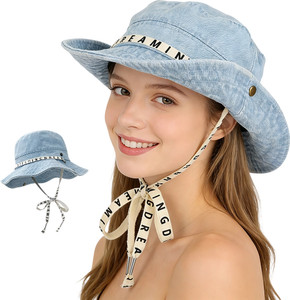 PALAY Bucket Hat