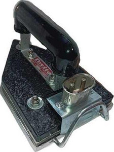 Tovito 2kg heavyweight iron manual electric iron box best quality with pluck,wire 600 W Dry Iron