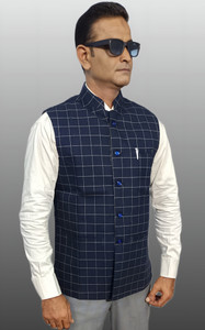 GRT Sleeveless Checkered Men Jacket