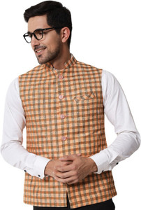 Vastraa Fusion Sleeveless Checkered Men Jacket