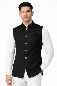 Styloketh Sleeveless Solid Men Jacket