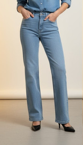 Sarn Enterprises Straight Fit Women Light Blue Jeans