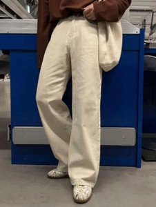 DASHING FIT Loose Fit Men Beige Jeans - Image 4