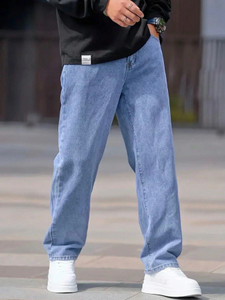 केडी कृष्णा ओएफ डेनिम