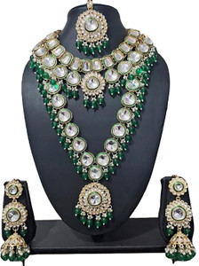 Sukhigold Alloy Gold-plated Green Jewellery Set