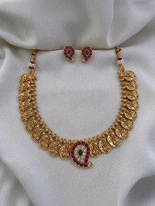Vadhu jewels Brass Gold-plated Multicolor Jewellery Set