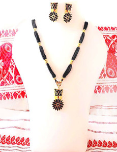 B G GOLD Metal, Copper, Dori Gold-plated Black Jewellery Set