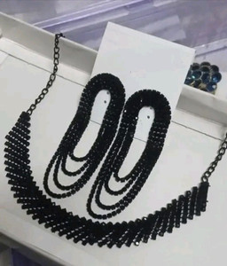 Gorgeous Gems Copper Black Jewellery Set