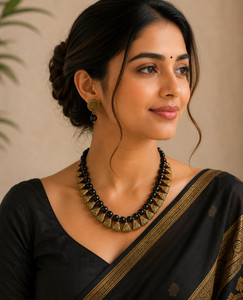 Sandhya Designer Studio Stone Black Jewellery Set