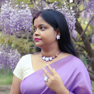 ichchhapuron Clay White, Purple Jewellery Set