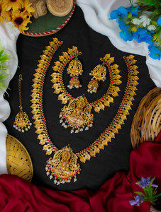 JANAVI Alloy Gold-plated Multicolor Jewellery Set