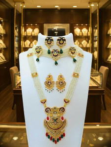 Heeva Alloy Multicolor Jewellery Set