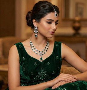 VATSALYA creation Alloy Gold-plated Green Jewellery Set