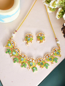 Voylla Brass Gold-plated White Jewellery Set