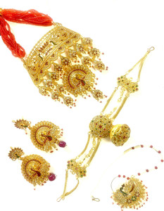 NIKYANKA Brass Gold-plated Gold, Red Jewellery Set
