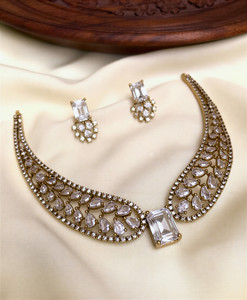 Fancy kf Brass Gold-plated White Jewellery Set