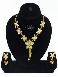 GHAZI COLLECTIONS Brass Gold-plated Gold, White Jewellery Set