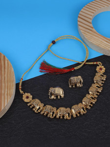 Raaji’s Alloy Gold-plated Gold Jewellery Set